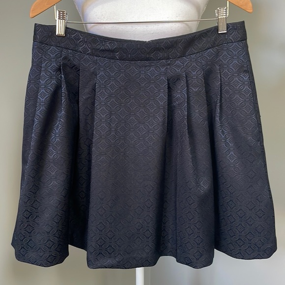 Banana Republic Dresses & Skirts - BANANA REPUBLIC NAVY BLUE FLARE MINI SKIRT with POCKETS